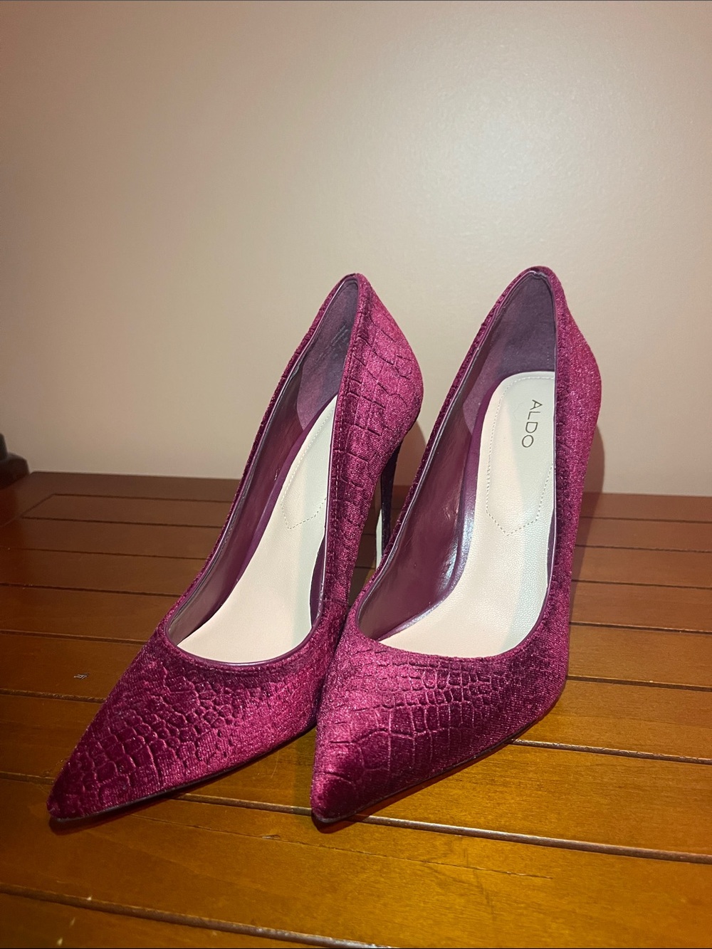 ALDO Women's Wine Textured Pointed-Toe Stiletto Pumps
